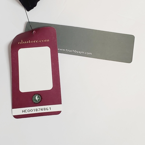 Official NBA Atlanta Hawks Women's Quilted Jacket - Picture 5 of 15